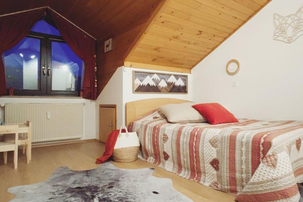 Fox_Montessori Family Appartement Kranjska Gora Buitenkant foto