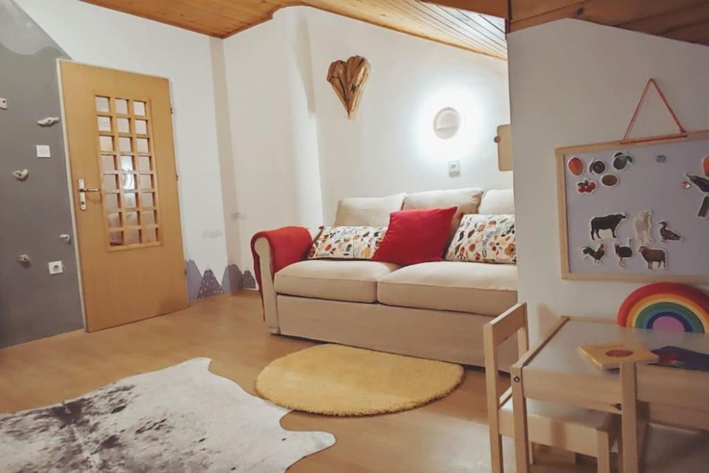 Fox_Montessori Family Appartement Kranjska Gora Buitenkant foto